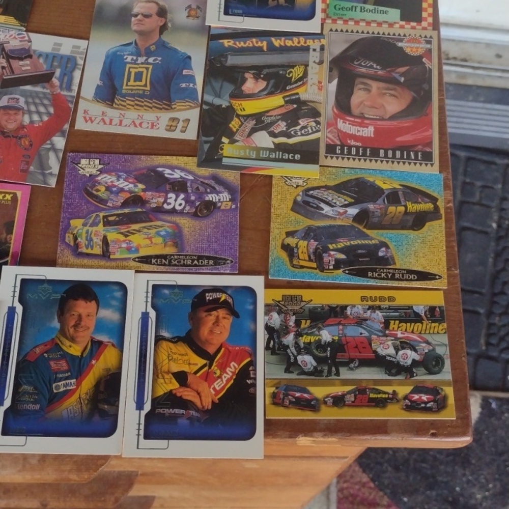 Assorted Racing Trading Cards - Picture 2 of 5